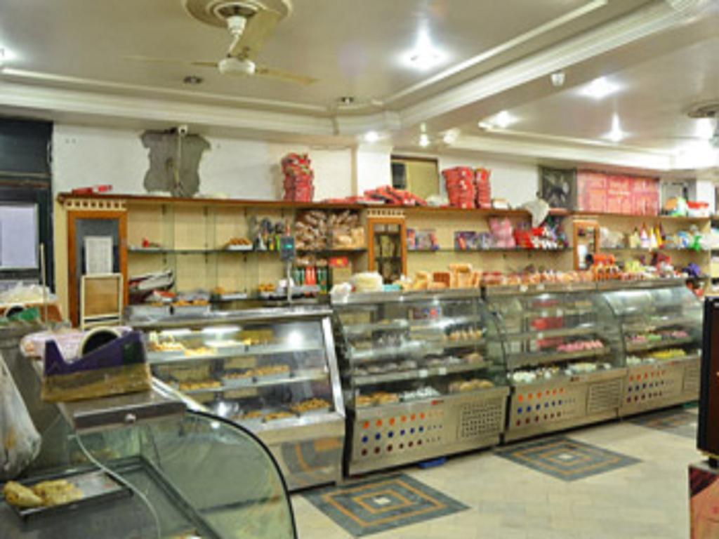 Hotel Popular Amritsar Exterior photo